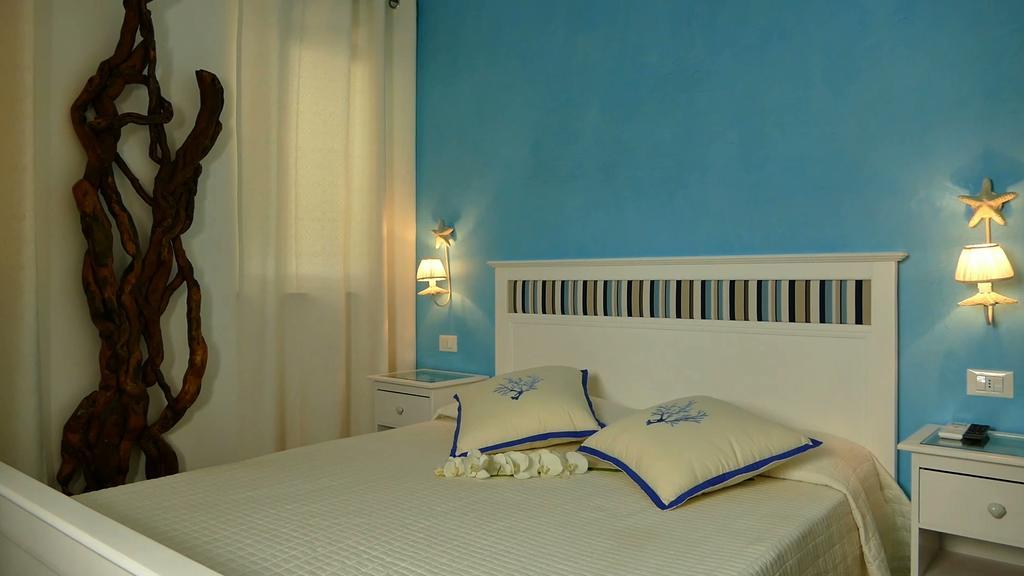 Bed & Breakfast Venezia Marina Di Carrara Room photo