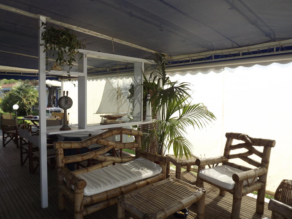 Bed & Breakfast Venezia Marina Di Carrara Exterior photo